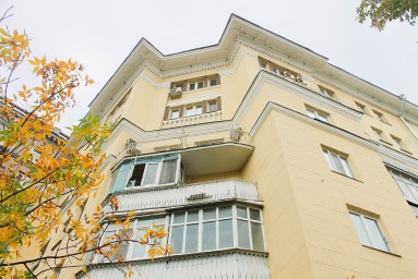 В столице ремонтируют дома в стиле советского неоклассицизма