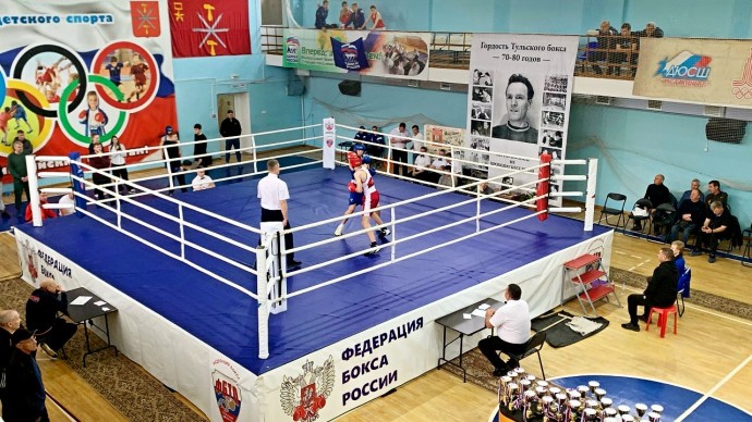 В Туле проходит XIX турнир по боксу памяти Романа Жабарова В Туле проходит XIX турнир по боксу памяти Романа Жабарова