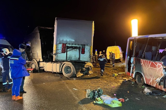 Перевозчик из Перми дал первый комментарий после гибели в автобусе семи человек Перевозчик из Перми дал первый комментарий после гибели в автобусе семи человек