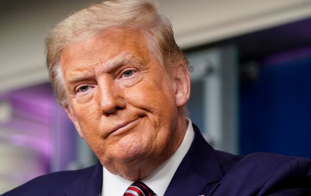 Трамп недоволен, что Евросоюз продолжает закупать российскую нефть