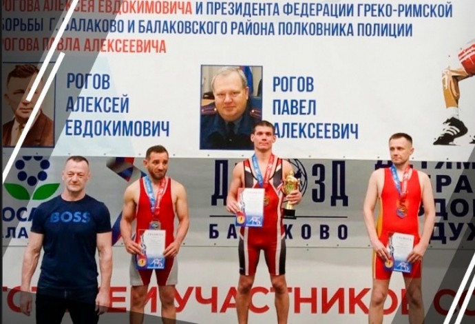 Кировчанин победил на Кубке России по греко-римской борьбе среди ветеранов