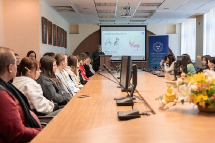 Как в новые регионы приходит мирная жизнь: в ВятГУ обсудили историческое воссоединение Как в новые регионы приходит мирная жизнь: в ВятГУ обсудили историческое воссоединение