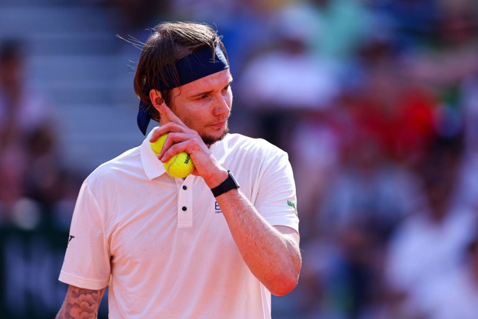 Бублик стал полуфиналистом турнира в Ханчжоу Бублик стал полуфиналистом турнира в Ханчжоу