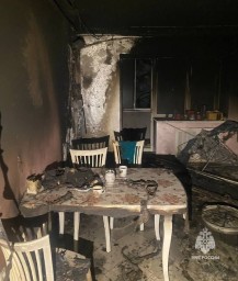 В Уфе на улице Энгельса эвакуировали жильцов из горящего дома