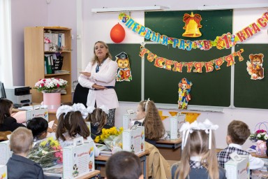 В Минпросвещения установили единое расписание для школ РФ