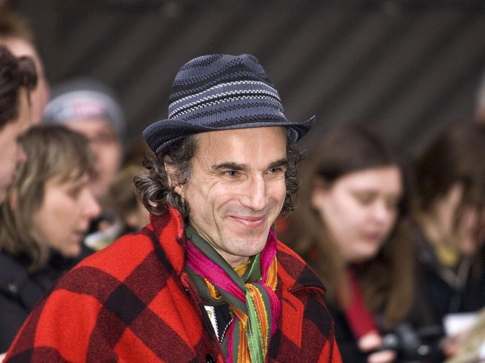 Анемон с Дэй-Льюисом: почему возвращение актёра после долгого перерыва разделило критиков Анемон с Дэй-Льюисом: почему возвращение актёра после долгого перерыва разделило критиков