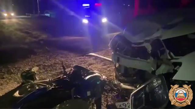 Врачи борются за жизни двух подростков после жесткой аварии в Башкирии Врачи борются за жизни двух подростков после жесткой аварии в Башкирии