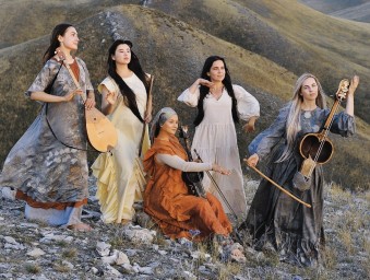 В Уфе женский этно-проект «Хазина» создал клип ко Дню Республики