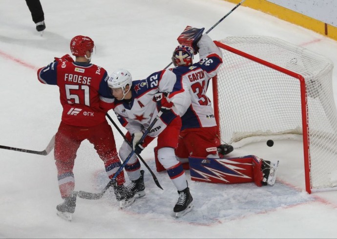 «Локомотив» дома уверенно обыграл ЦСКА