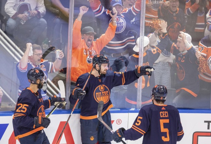 Гол Подколзина не спас «Эдмонтон» от поражения в матче с «Далласом»