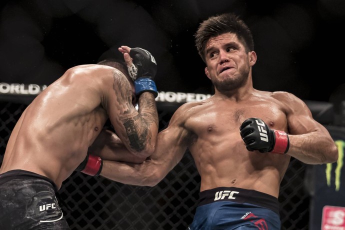 Экс-чемпион UFC Сехудо – о россиянине: «Один из величайших бойцов»