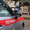 В Новомосковске злоумышленник с ножом удерживал женщину в квартире