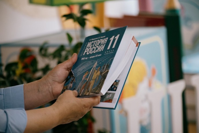 Алексей Фомин: пензенские школы полностью оснащены учебниками