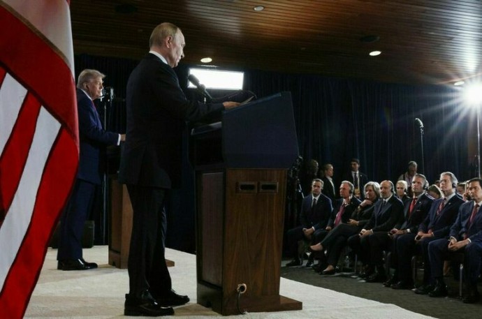 Путин изменил свою речь на пресс-конференции на Аляске Путин изменил свою речь на пресс-конференции на Аляске