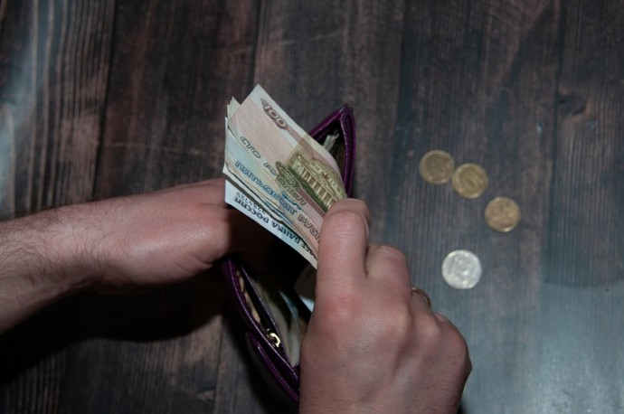 В СФ считают, что регионы могут ввести надбавки к зарплатам в ряде отраслей