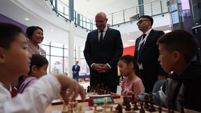 Дмитрий Чернышенко принял участие в открытии буддийской воскресной школы в Элисте