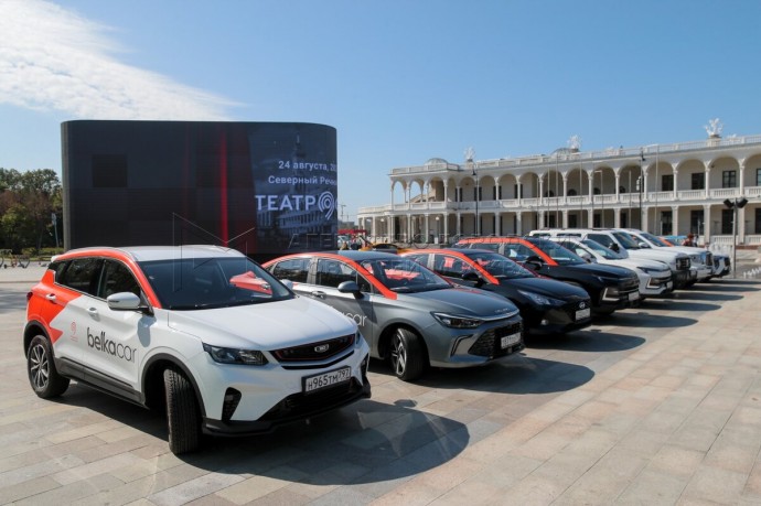 Около 4,7 млн поездок совершили на каршеринге в Москве за март