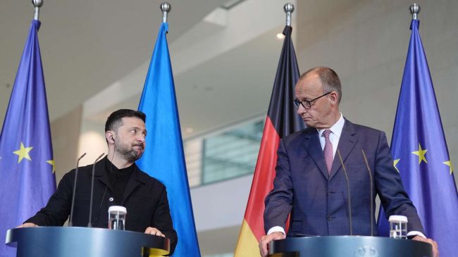 Мерц попросил Зеленского остановить поток молодых украинцев в Германию Мерц попросил Зеленского остановить поток молодых украинцев в Германию