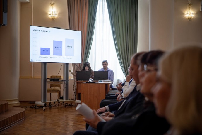 Отчет о бюджете Курска за 2024 год единогласно одобрен на публичных слушаниях