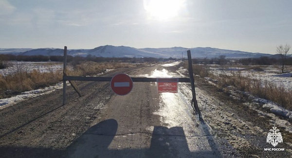 В Бурятии позакрывались все ледовые переправы