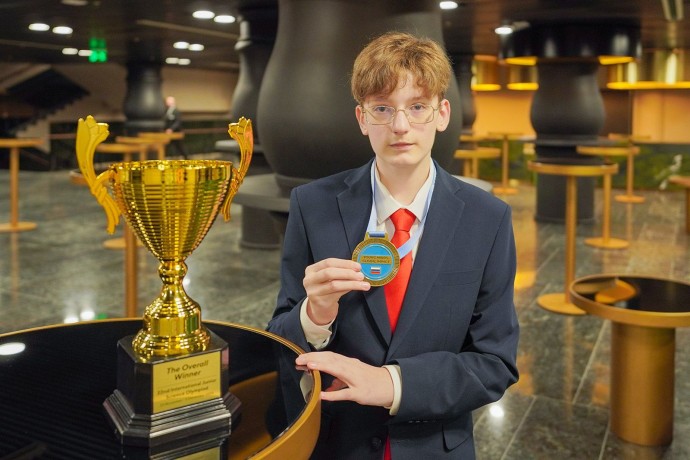 Собянин: Москвичи взяли золото на Международной естественно-научной олимпиаде Собянин: Москвичи взяли золото на Международной естественно-научной олимпиаде