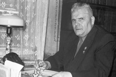 Юная липчанка Вероника Лепёкина создала фильм о липецком лётчике