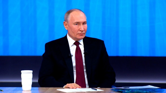 Владимир Путин поблагодарил военных, отличившихся в ходе операции по освобождению Курской области