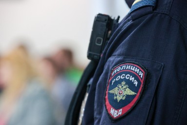 Во Владивостоке педофил домогался до девочки в автобусе