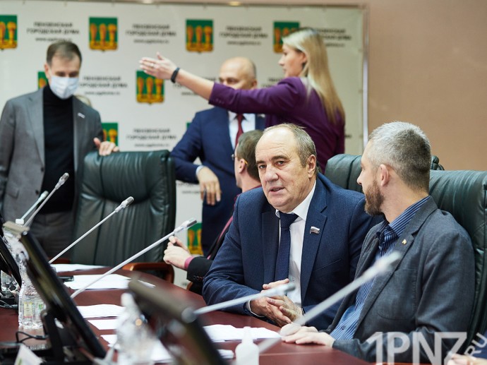 Не забудьте поздравить! 25 апреля экс-депутат Юрий Крячко отмечает день рождения