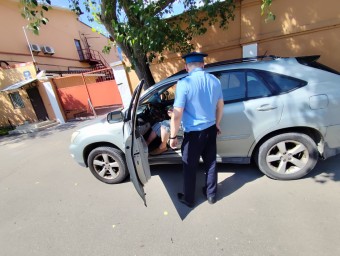 Петербуржец заложил драгоценности, чтобы выплатить долг по алиментам и не лишиться машины