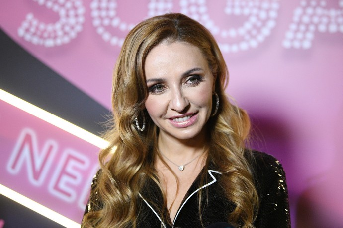Татьяна Навка решила основать свой бренд. Чемпионка сможет производить хлопушки для мух,  канаты и церковные ризы