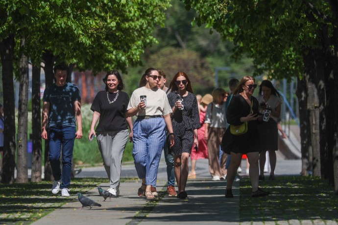 Почти треть молодых россиян хочет переехать из родного города или посёлка Почти треть молодых россиян хочет переехать из родного города или посёлка