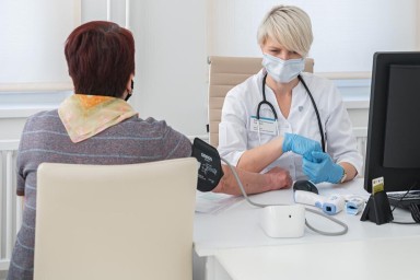 Минздрав уточнил порядок применения клинических рекомендаций