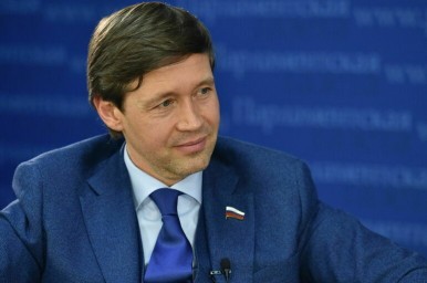 На весь ИИ-контент хотят нанести водяные знаки