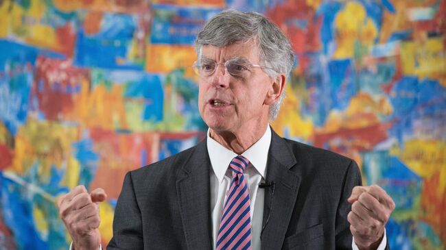 Экс-посол США рассказал пранкерам о стратегии Трампа по Украине Экс-посол США рассказал пранкерам о стратегии Трампа по Украине