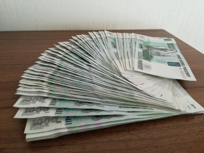 Житель Ярославля лишился 11 млн рублей при попытке заработать на инвестициях