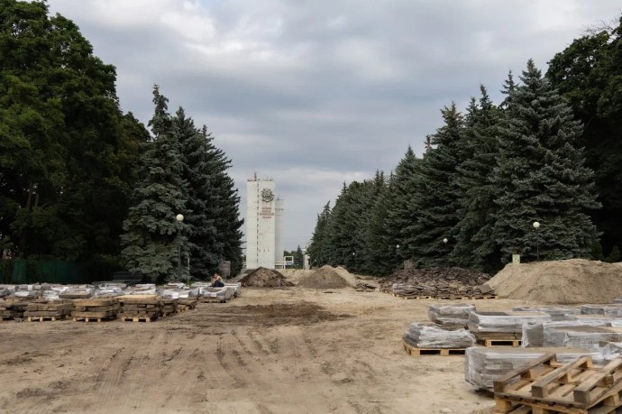 В Курской области при поддержке других регионов России ведётся масштабная реконструкция памятников