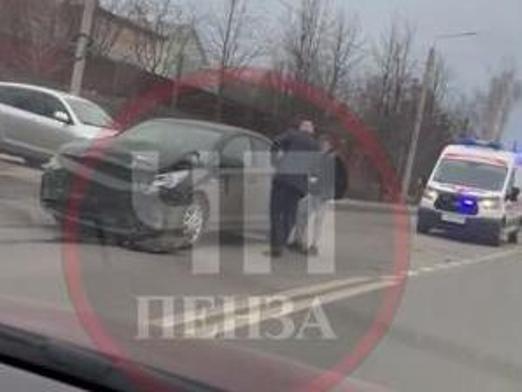 Серьезное ДТП на Большой Арбековской улице в Пензе: на месте работают медики