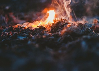 В Приамурье горели баня и гаражи
