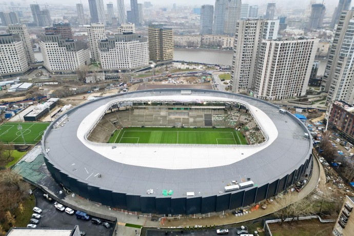 Завершаются работы по реконструкции стадиона «Торпедо» Завершаются работы по реконструкции стадиона «Торпедо»