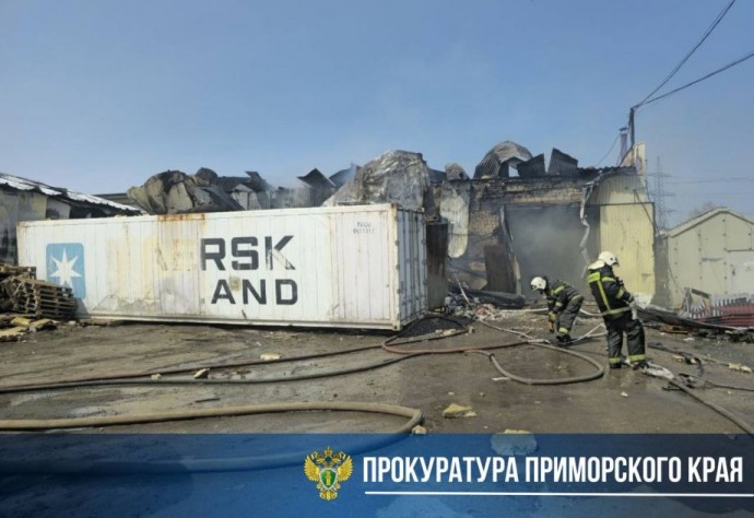 Двое пострадавших: прокуратура изучит детали пожара в супермаркете