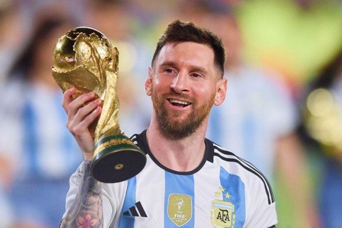 Посол Аргентины в РФ поставил Месси выше Марадоны и объяснил разницу