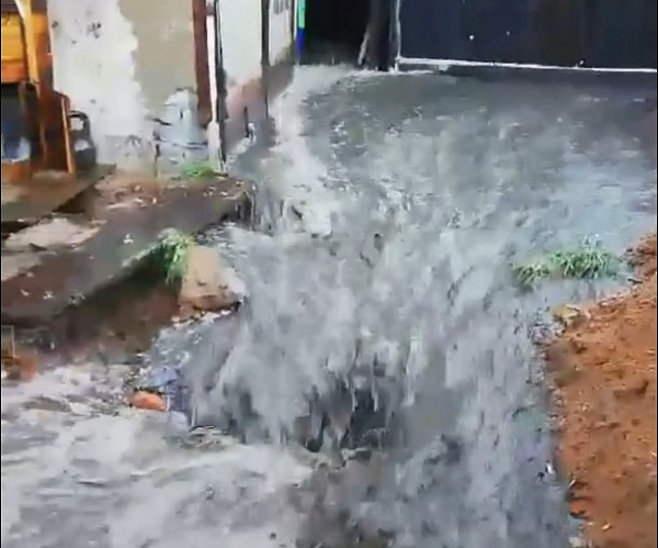 Улан-удэнцы пожаловались Путину на жизнь на болоте Улан-удэнцы пожаловались Путину на жизнь на болоте