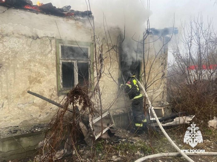 В старооскольском селе в сгоревшем доме нашли труп мужчины