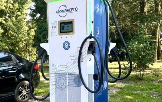 В Железногорске открыли четыре новые электрозарядные станции