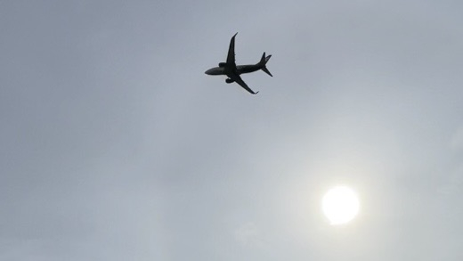 Самолёт Москва — Пхукет, вернувшийся из-за пожара в двигателе, сел в Домодедово