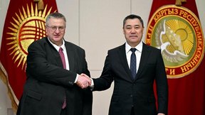 Встреча Алексея Оверчука с Президентом Киргизской Республики Садыром Жапаровым