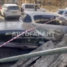 Машины в хлам. Во Владивостоке рухнула подпорная стена