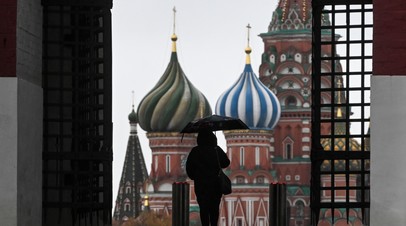 «Осень пришла окончательно и бесповоротно»: Москву ждут неделя холода, аномальные дожди и последние тёплые выходные