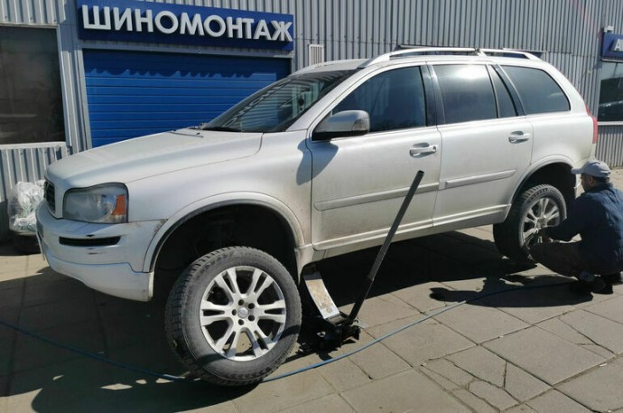 Эксперт рассказал, когда лучше поменять летние шины на зимние Эксперт рассказал, когда лучше поменять летние шины на зимние